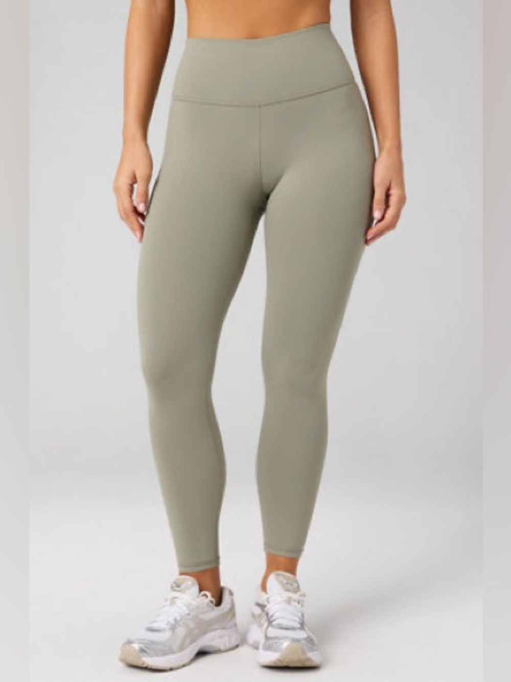 Fabletics Define PowerHold High-Waisted Legging 7/8 in Seagrass, Size. M